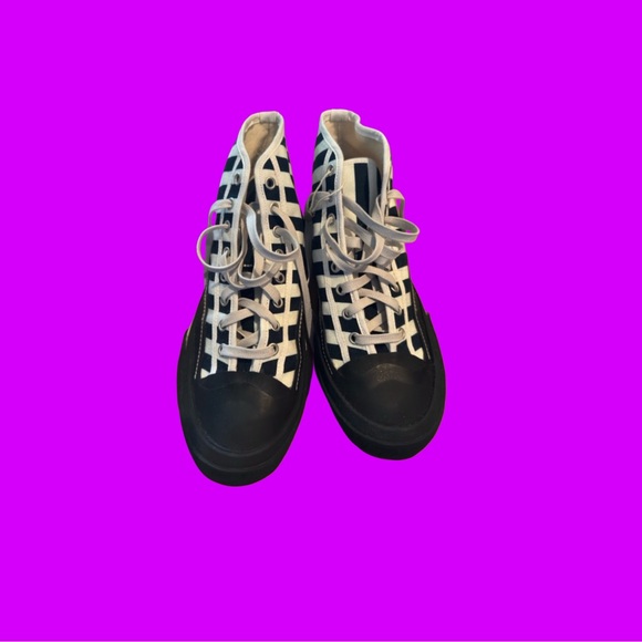 Acne Studios men’s size 42 us9 navy and white striped high tops new in box - Picture 2 of 7